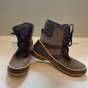 Sorel Tweed Snow Boots
